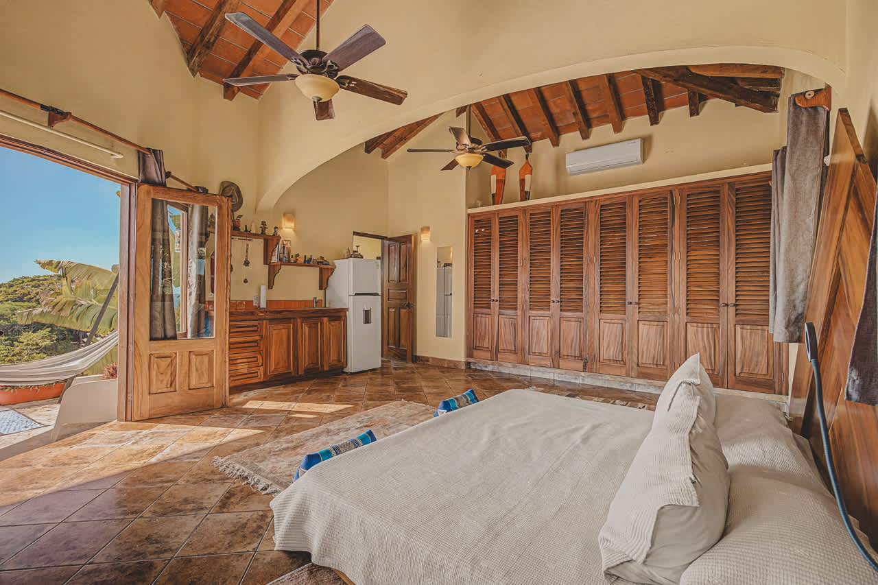 Villa Catalina - Pool - OceanViews - 5 King Suites, photo 44 of 89
