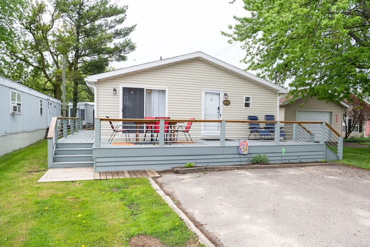 Beadle Island Bungalow - Private Beach Access — photo 5