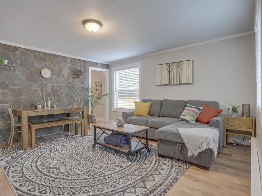 Cozy Basecamp Near Skiing, Pets - Mt Air 13 — photo 1