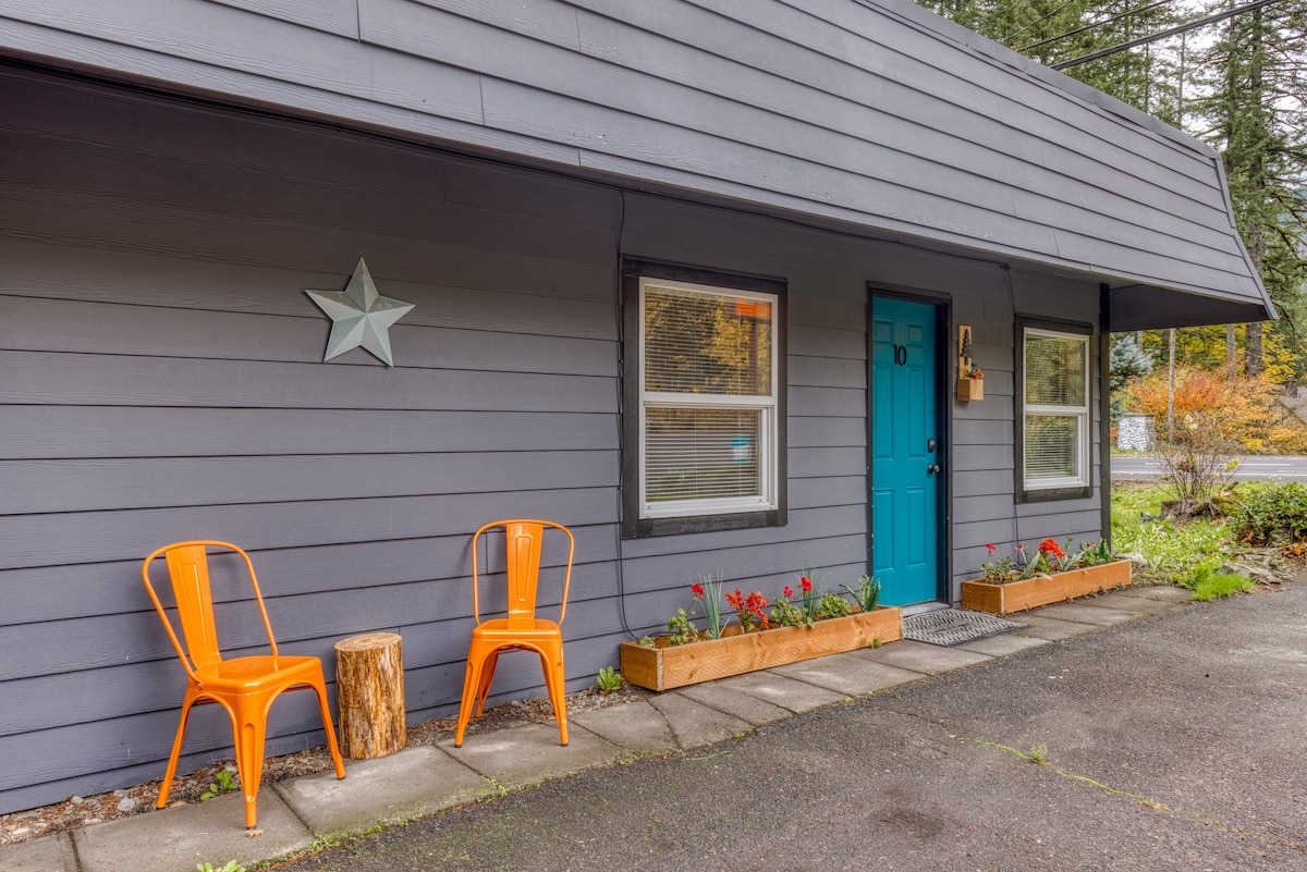 Cozy Mt Hood BaseCamp - Mt Air Unit 10 — photo 4