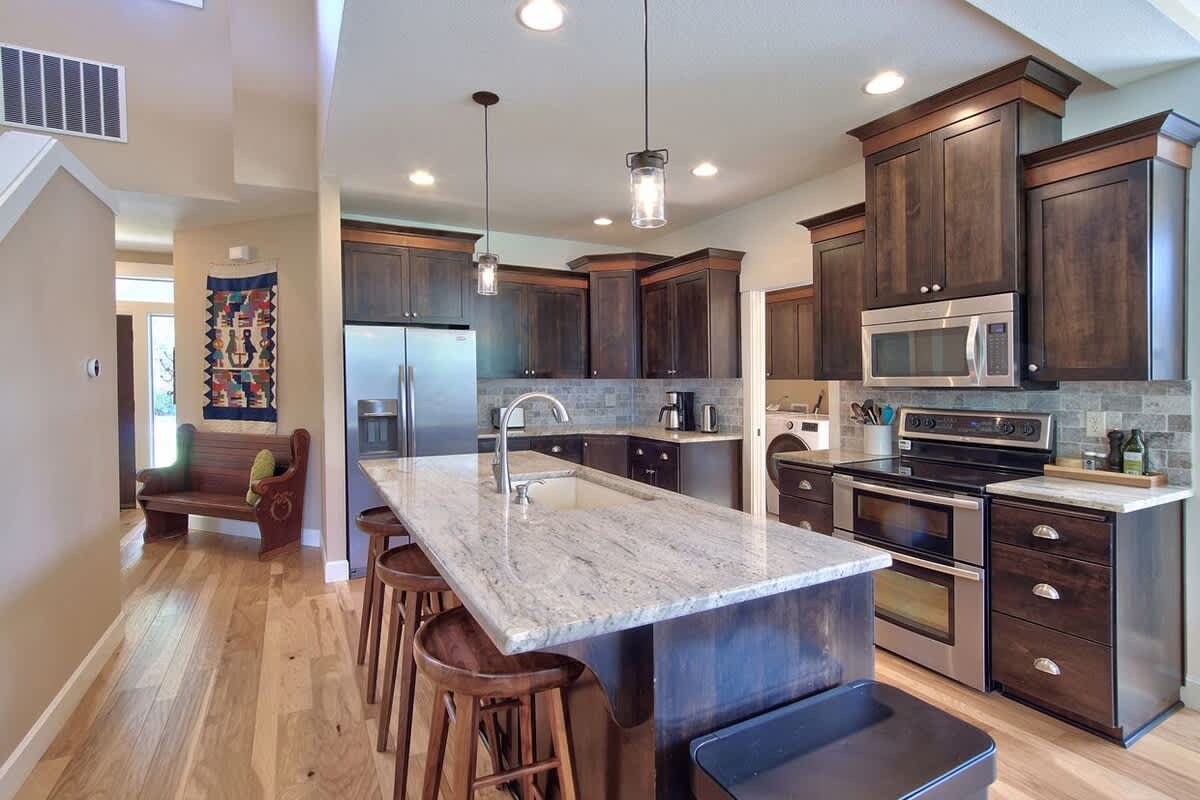 Creekside Hideaway - Wine Country by 3rd St — photo 4