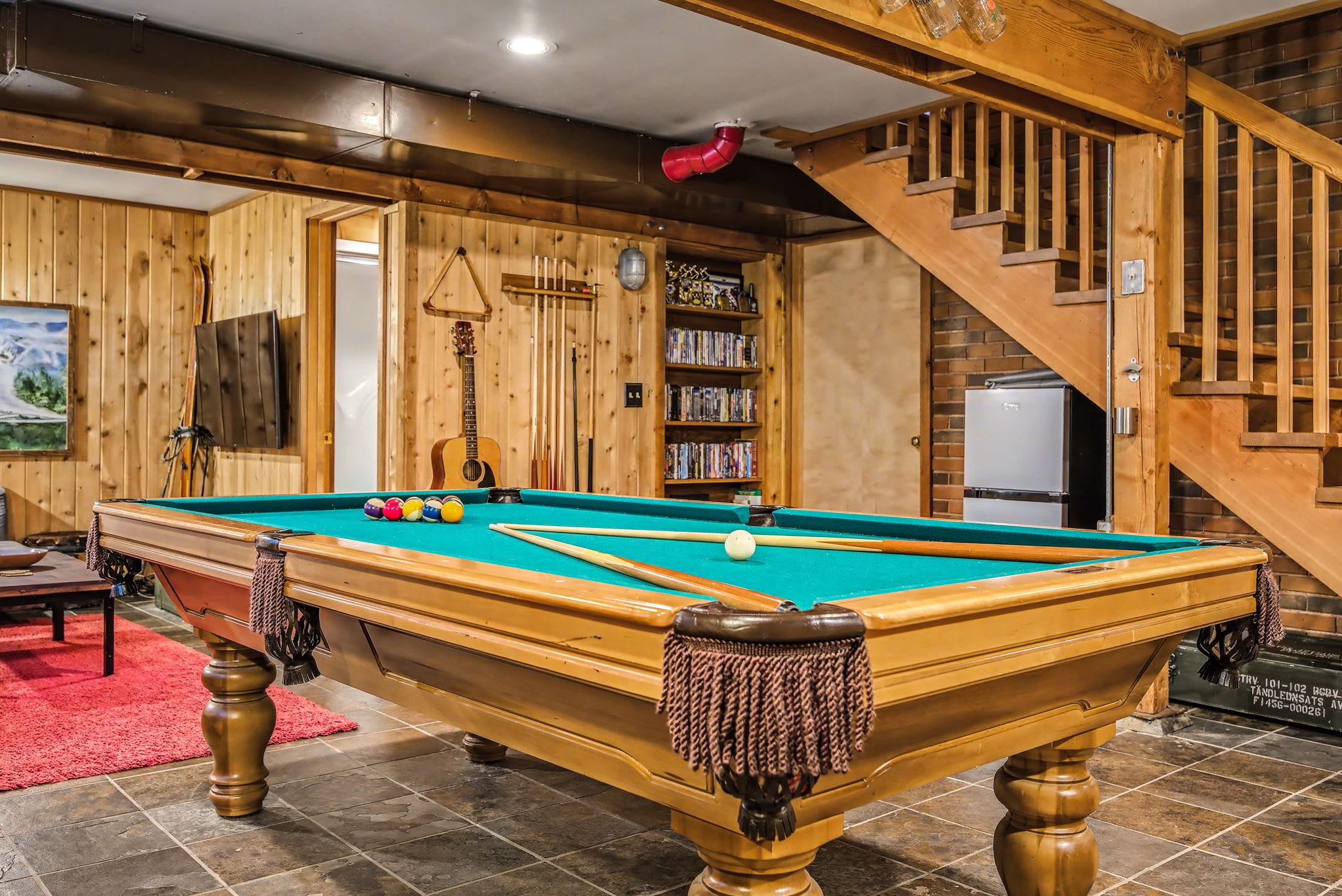 Holzhutte - Mid-century alpine retreat - Hot tub — photo 3