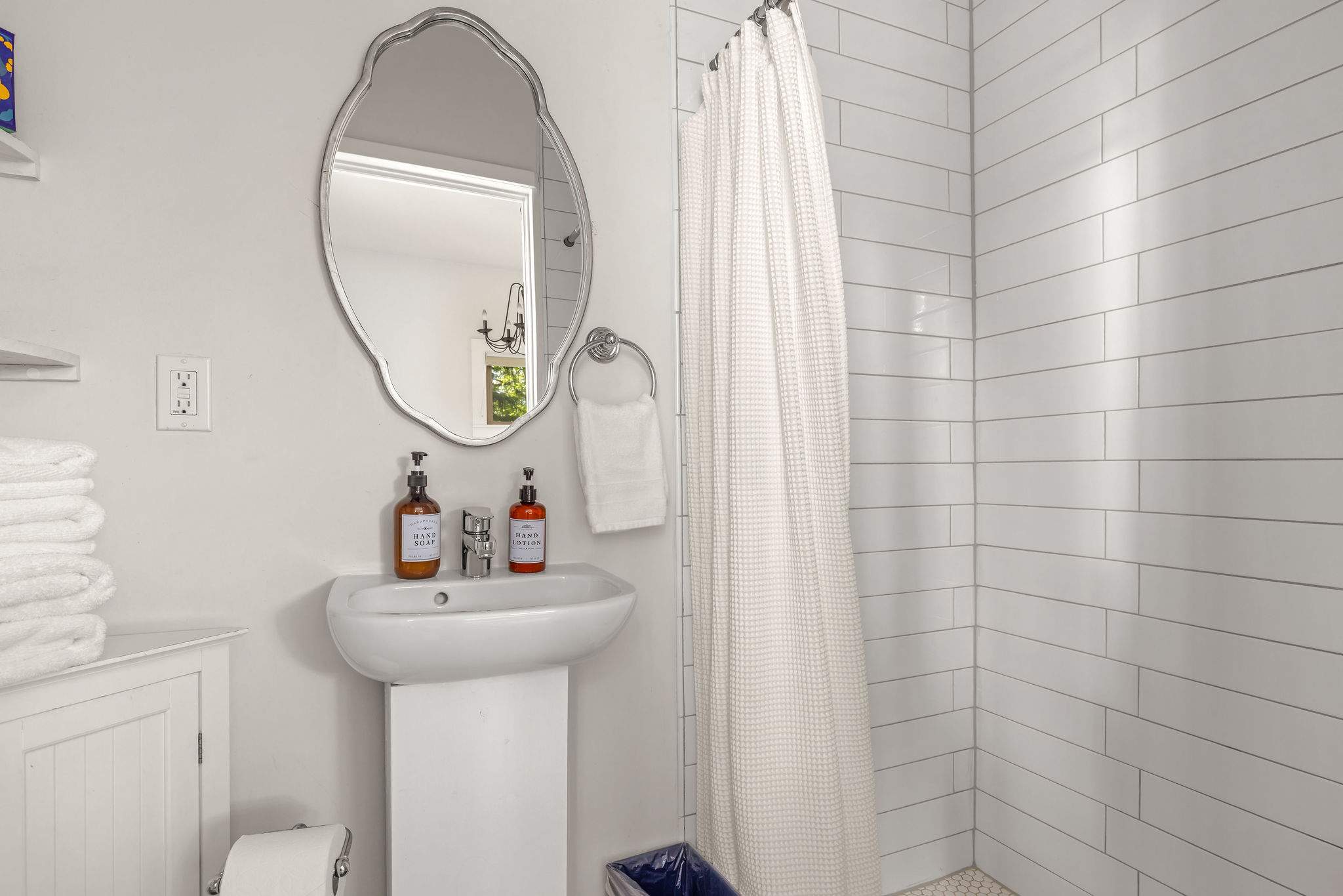 Full bathroom