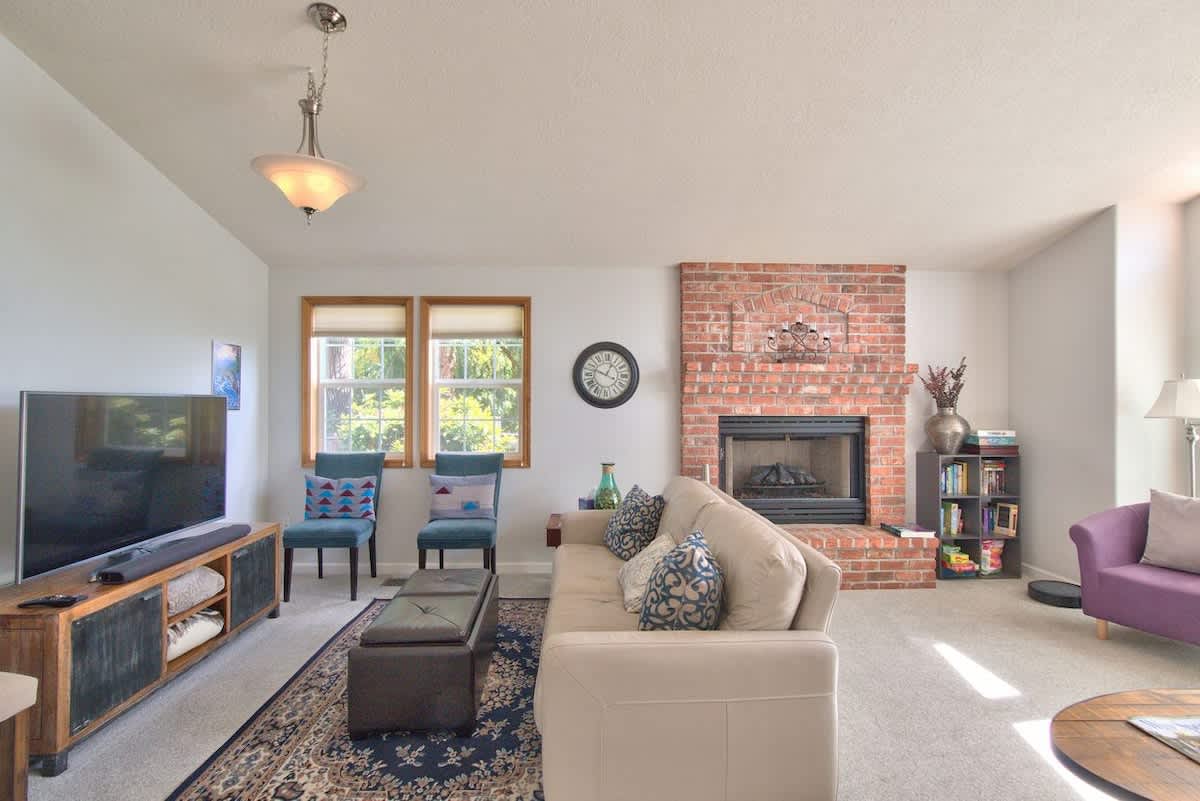 Mac Haven - Single level golf view wine escape — photo 2