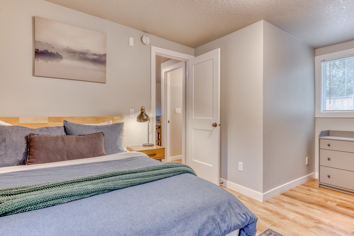 Pet-Friendly, Near Trails - Cozy Mt Air Motel 9 — photo 1