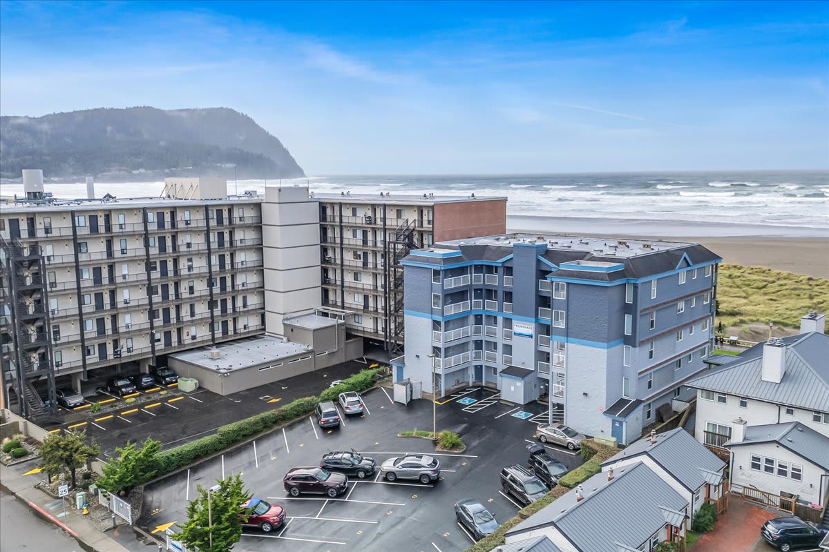 Convenient parking and beach access make your stay easy, relaxing, and stress-free.