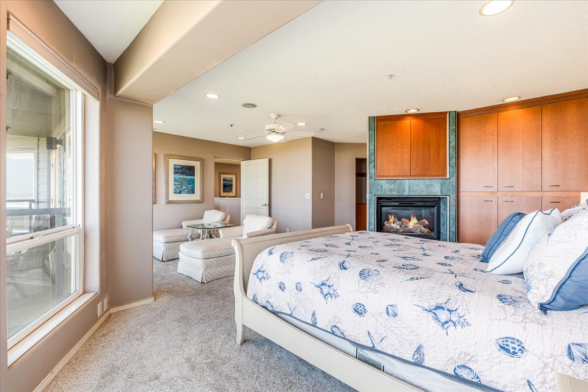 Promenade 502 - Top-Floor Oceanfront Penthouse  — photo 4