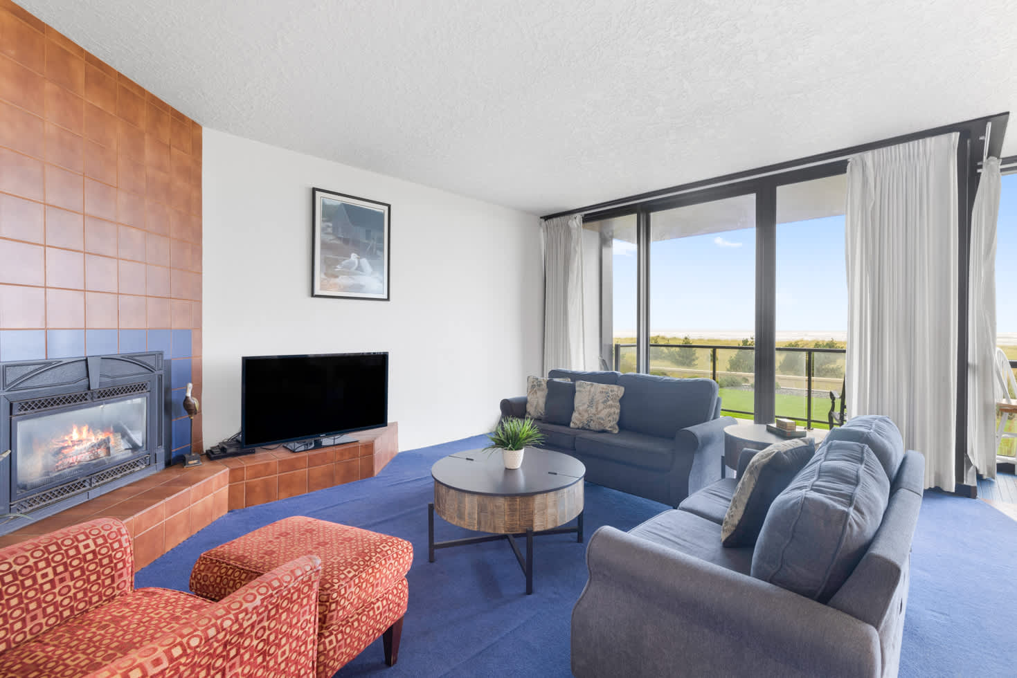 Sand & Sea (100) Retreat  - Stunning Beachfront on the Prom 2BR — photo 1