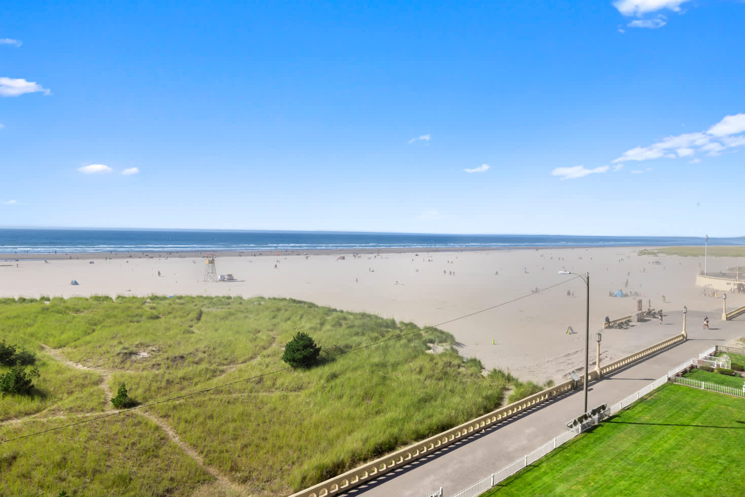 Sand & Sea (402) Water's Edge Panoramic Views — photo 5