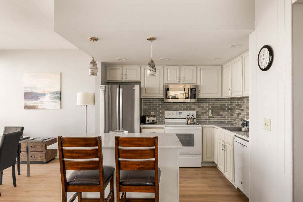 Sand & Sea (404) Wave Reflection - Oceanfront — photo 3