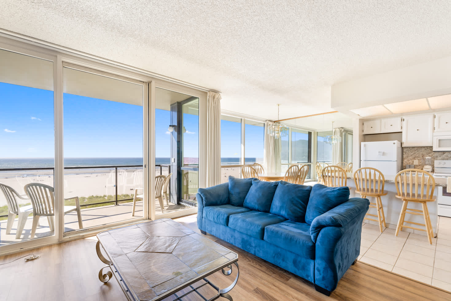 Sand & Sea (602) Beach Palette-Artsy Beachfront Dog Friendly — photo 2