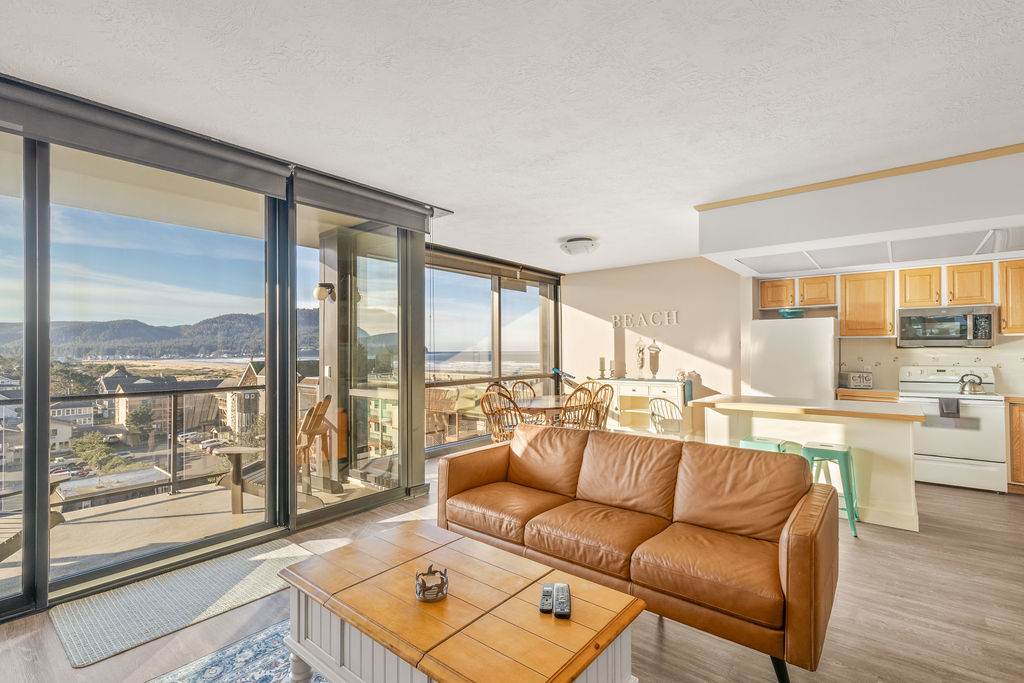 Sand & Sea (618) Seaside Panorama -Cozy Beachfront — photo 1