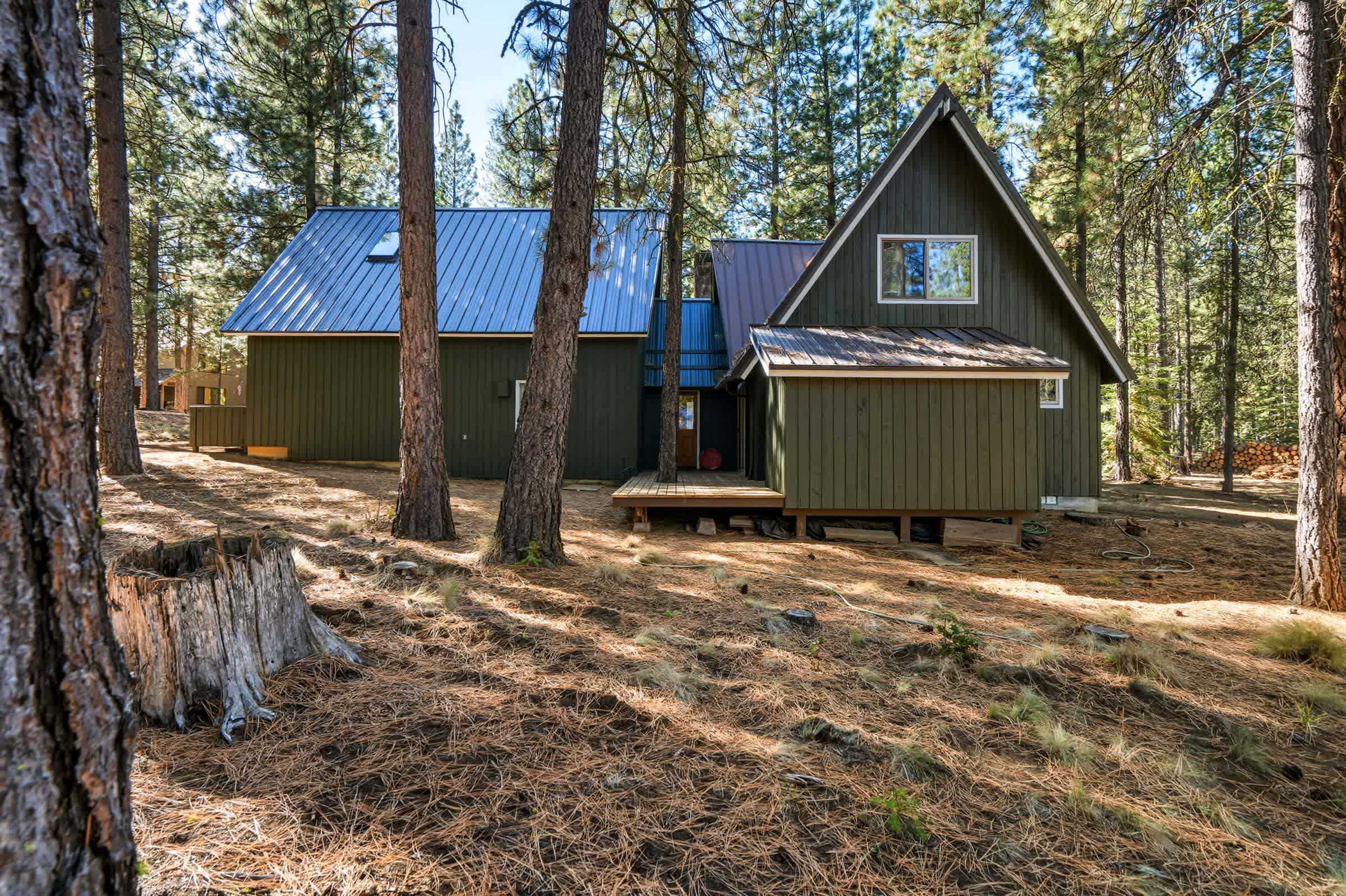 Spring Home 6 Cozy 4BR Cabin in Black Butte Ranch — photo 5