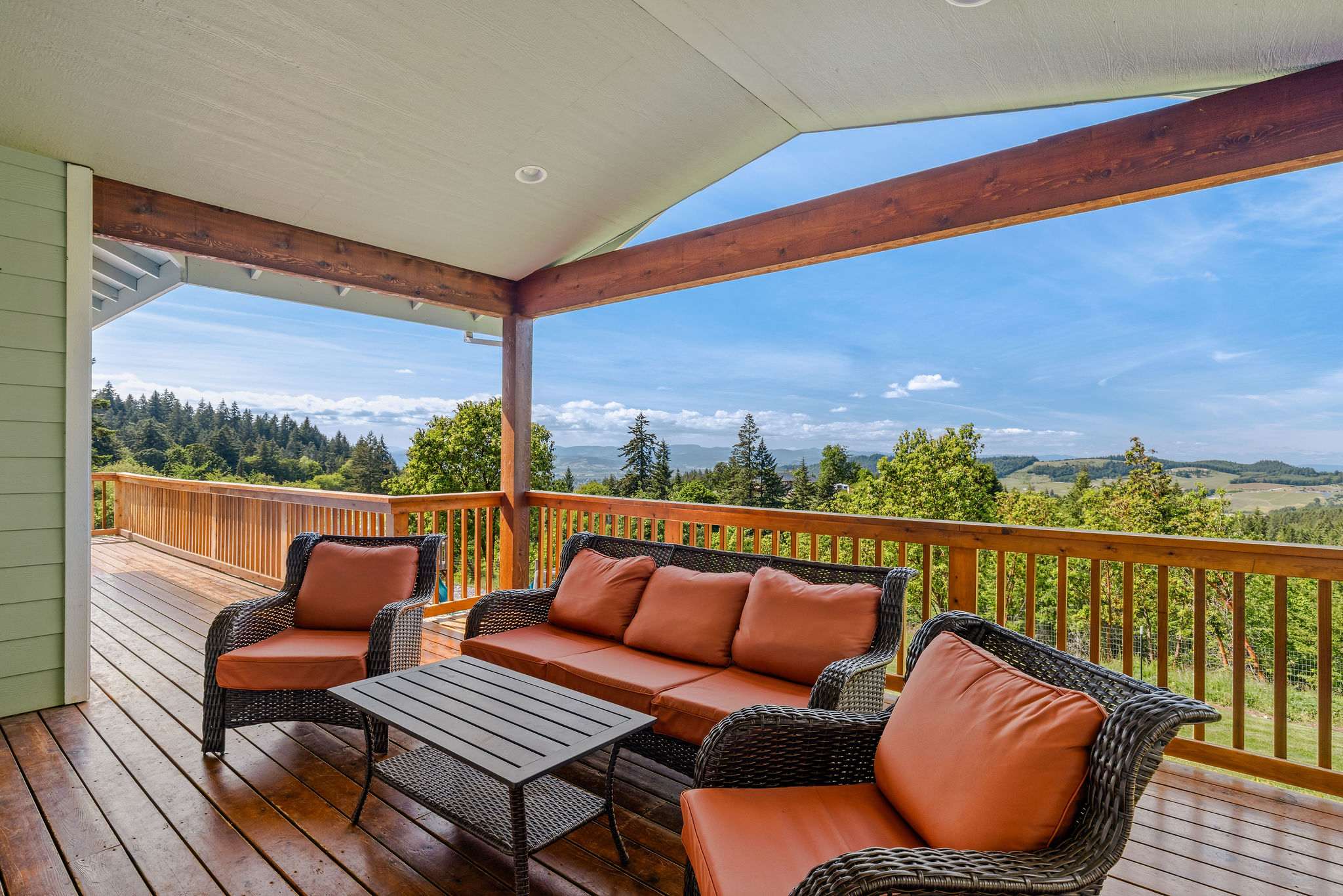 The Perch - Eola Hills Pet Friendly w Hot tub