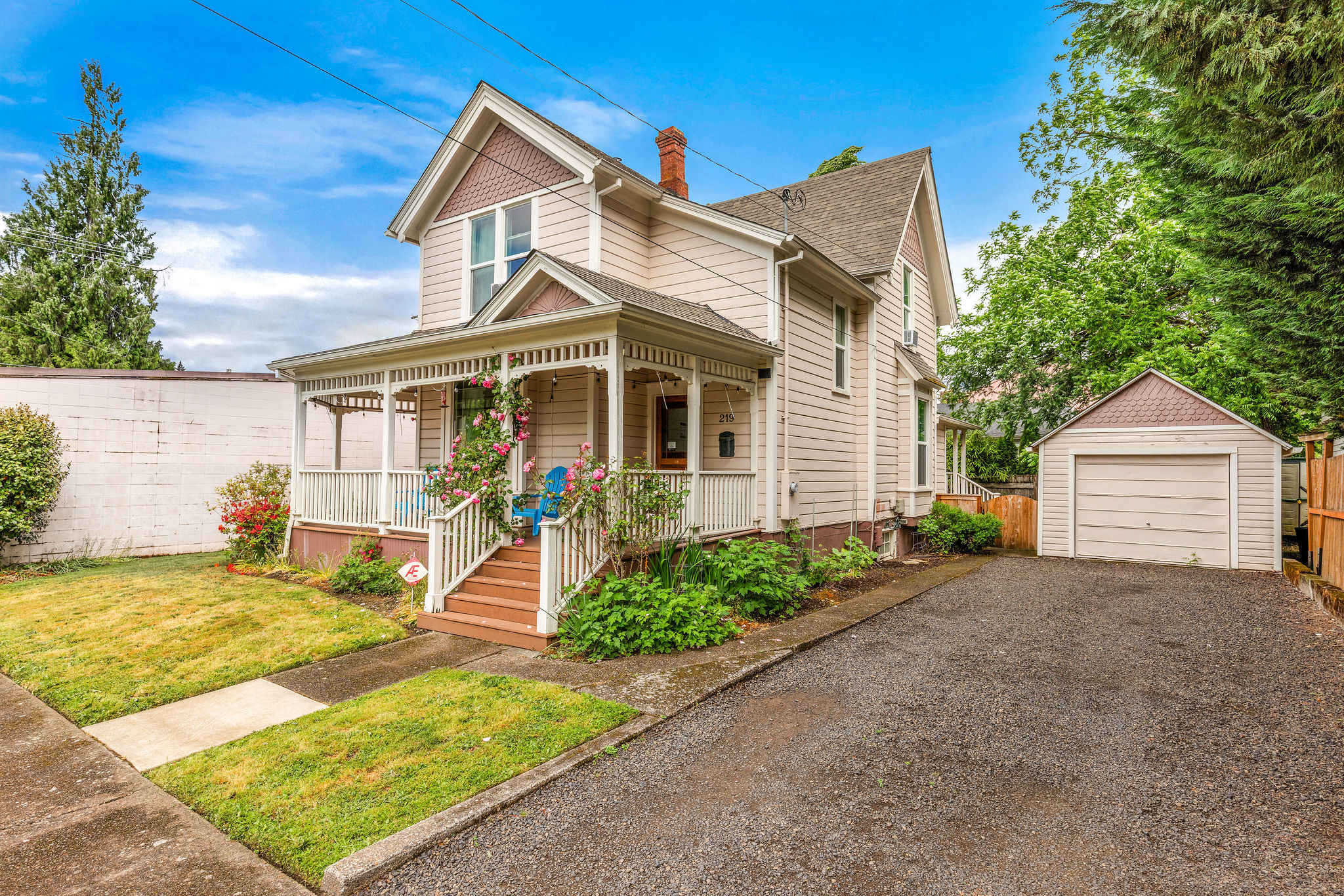 The Pink House -  Walkable Victorian, Pets Welcome, photo 26 of 26
