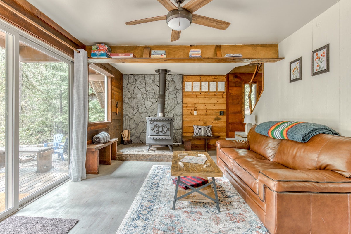 Thompson Cabin -  Salmon River Cabin & Fire Pit, photo 10 of 66