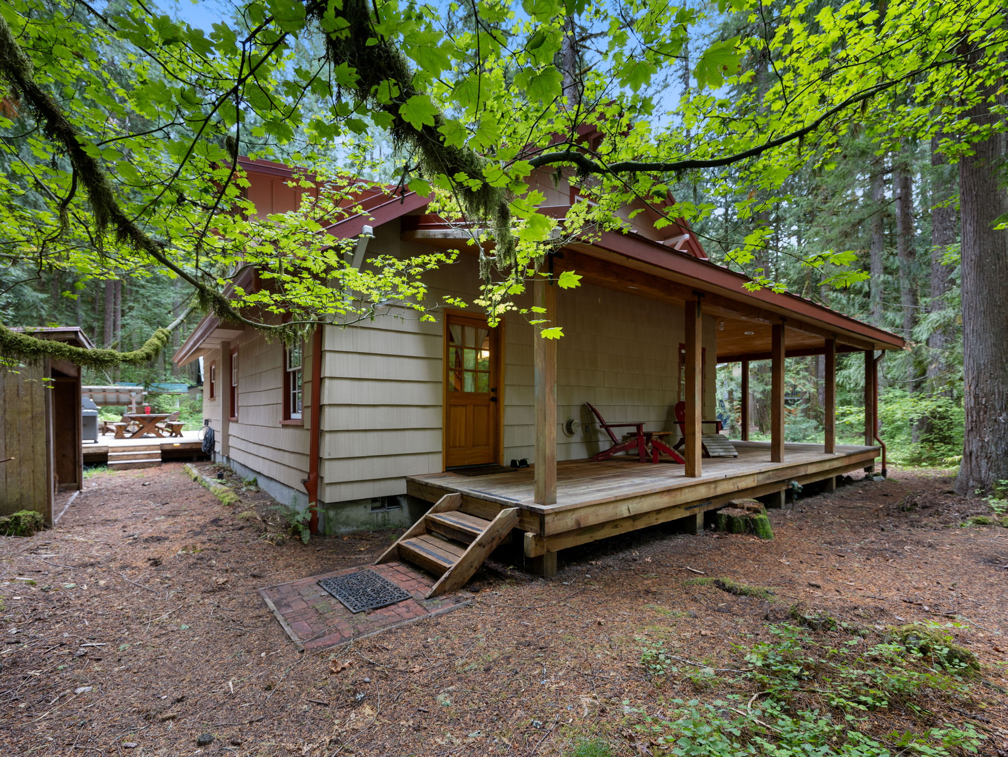 Whispering Pines: Hot Tub Retreat w Sports Court — photo 5