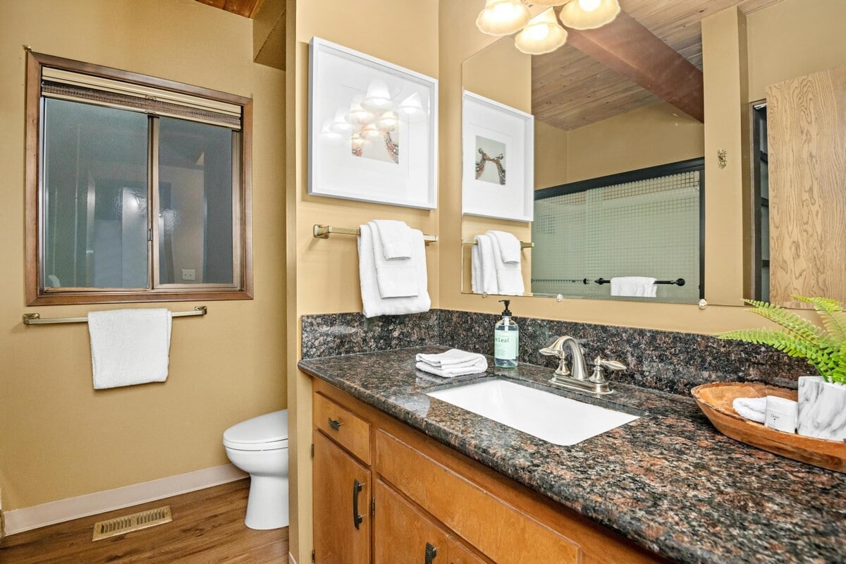  ZigZag Basecamp: Indoor Hot Tub, Forest Views, photo 27 of 38