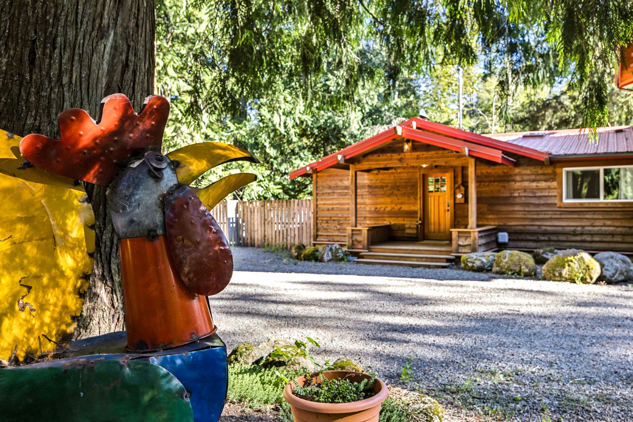 Howard's Hideaway Riverfront Pet Friendly Cabin , photo 75 of 76