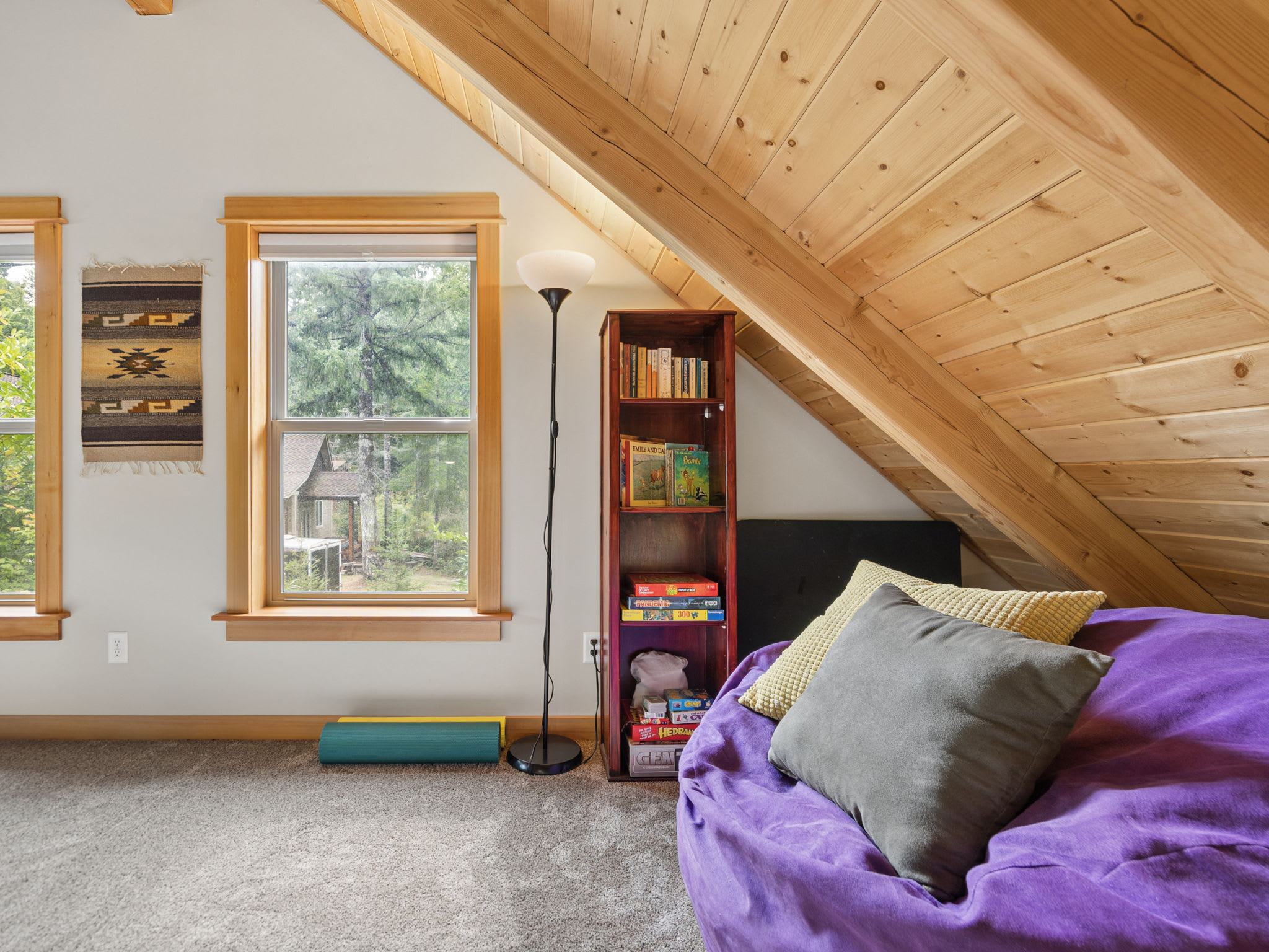 Riversong Retreat | Sandy River Front Cabin, photo 28 of 46