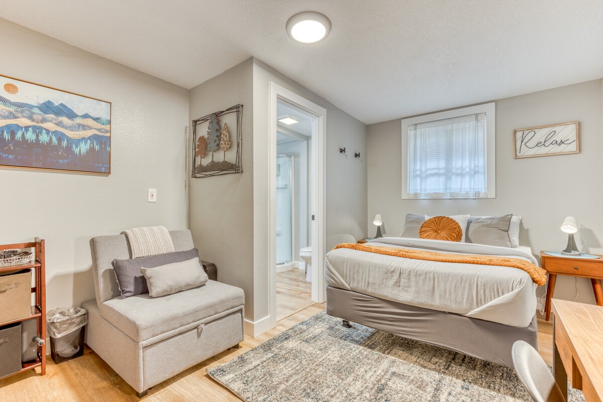 Alpine Rustic Modern Studio - Mt Air Unit 8, photo 10 of 52