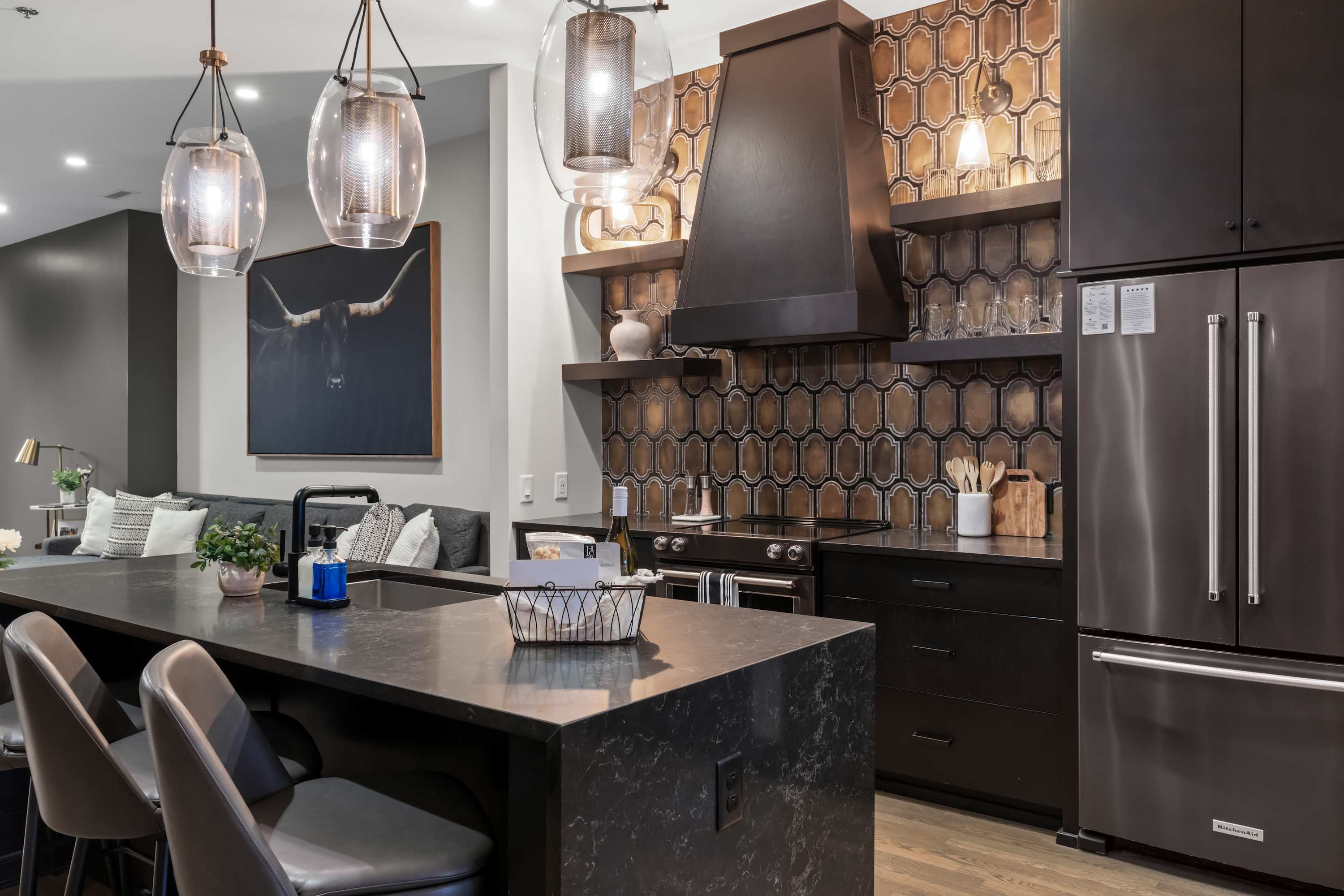 French’s Loft | Luxe Stay Near Broadway — photo 4
