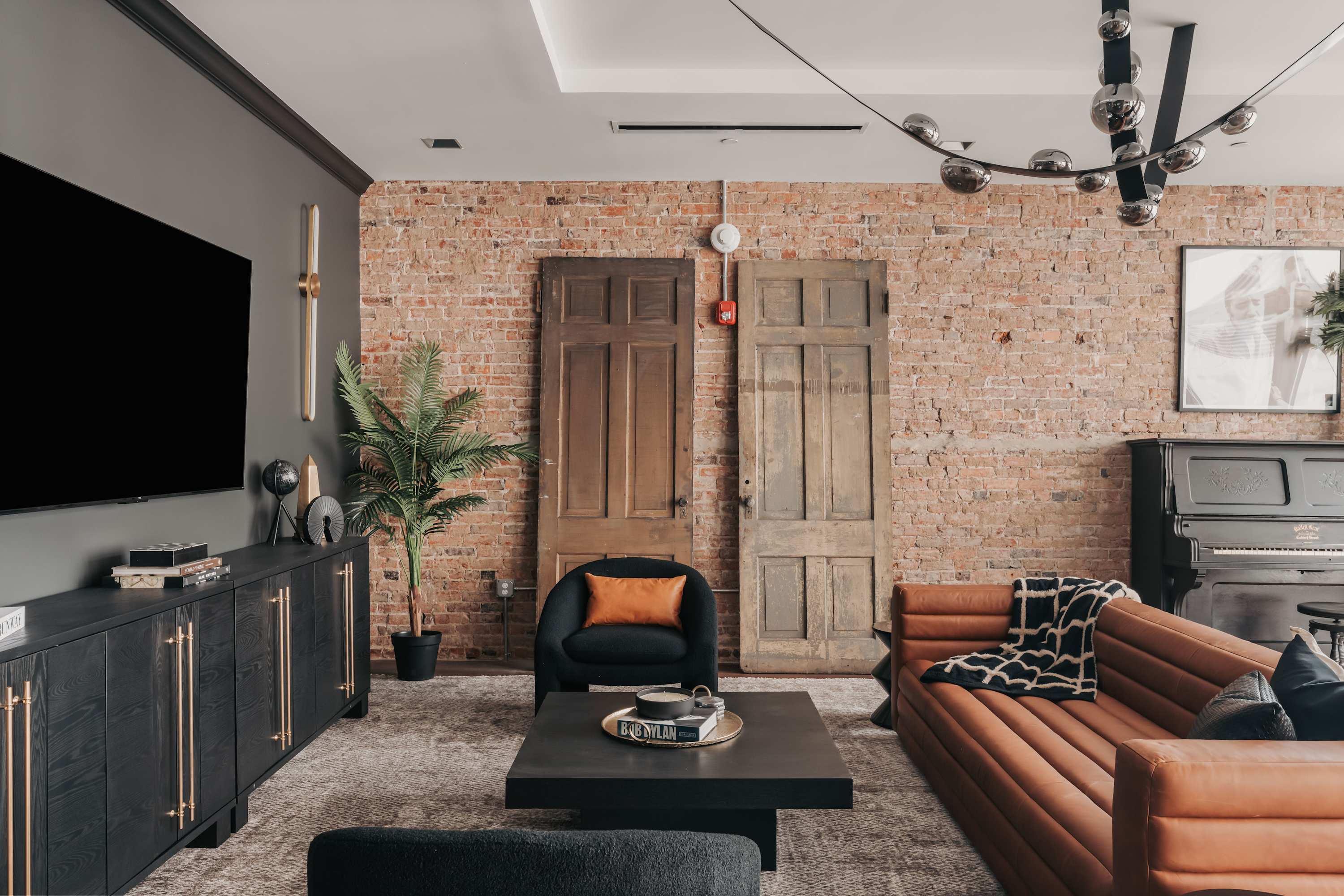 Highball Suite | Downtown Luxury Escape