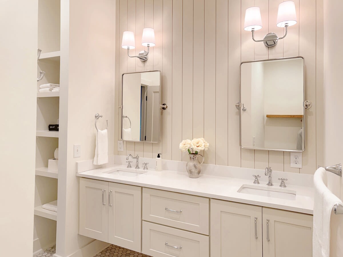 Full bathroom