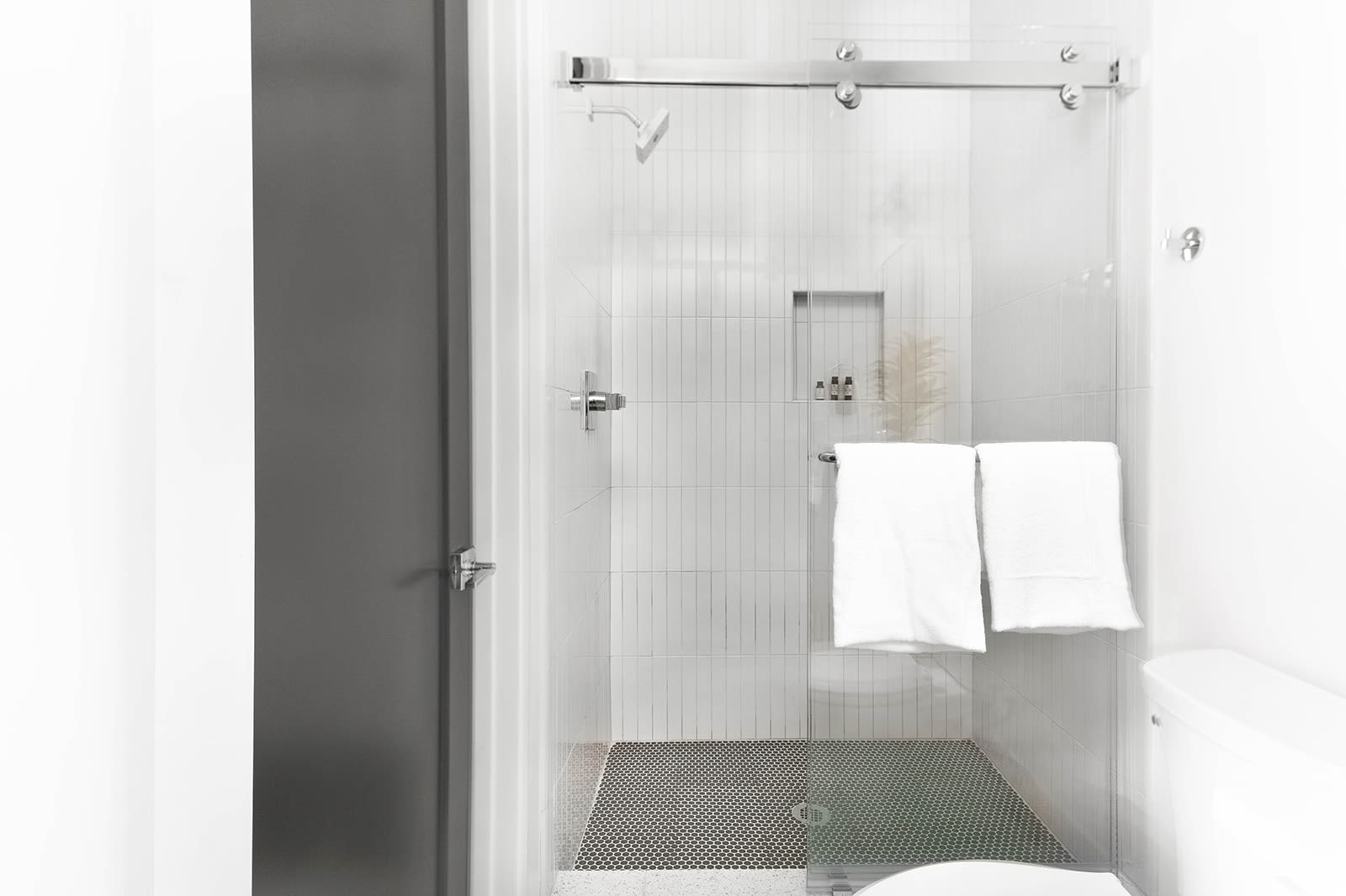 Full Bathroom 1 - Unit A