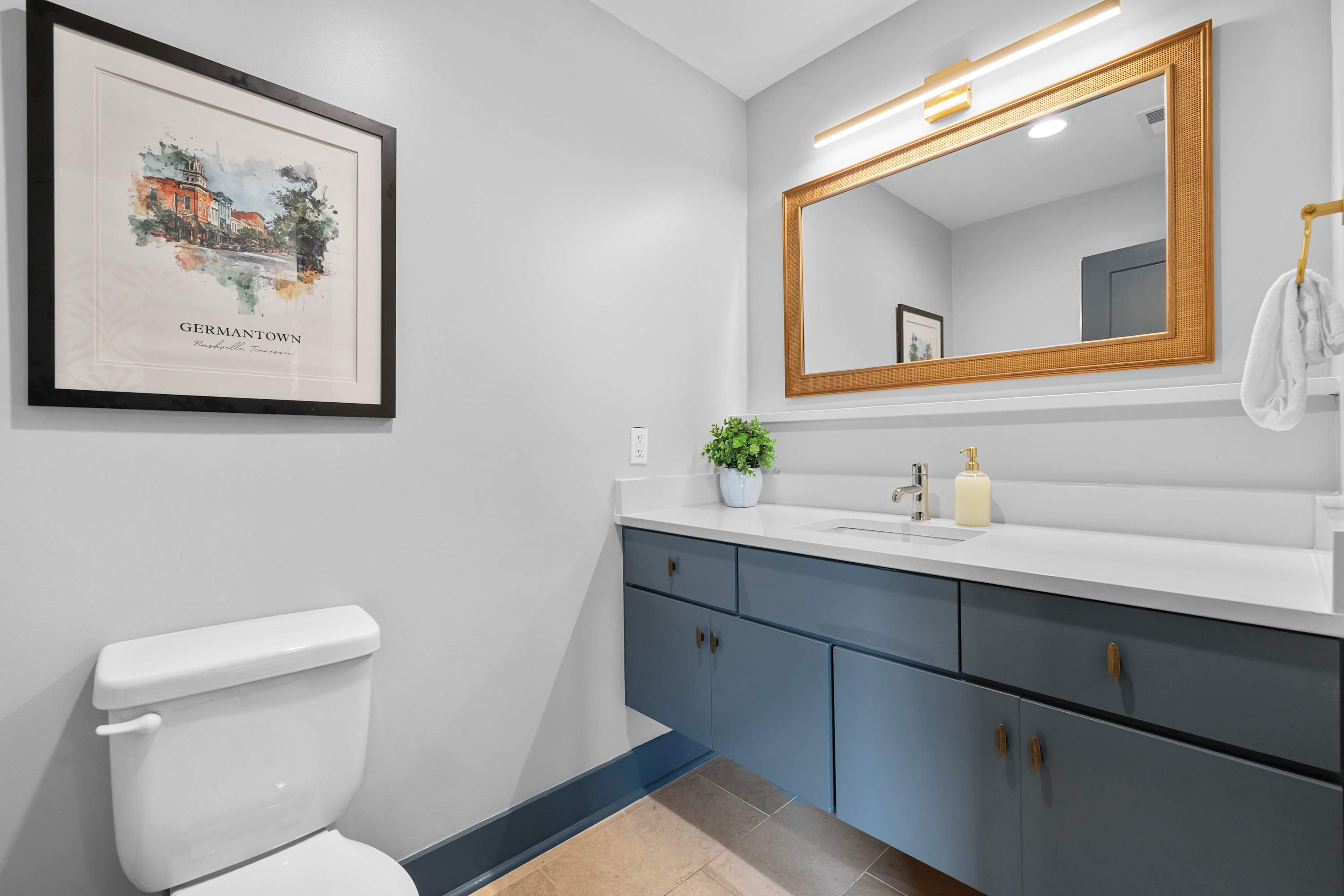 En-suite Bathroom 3