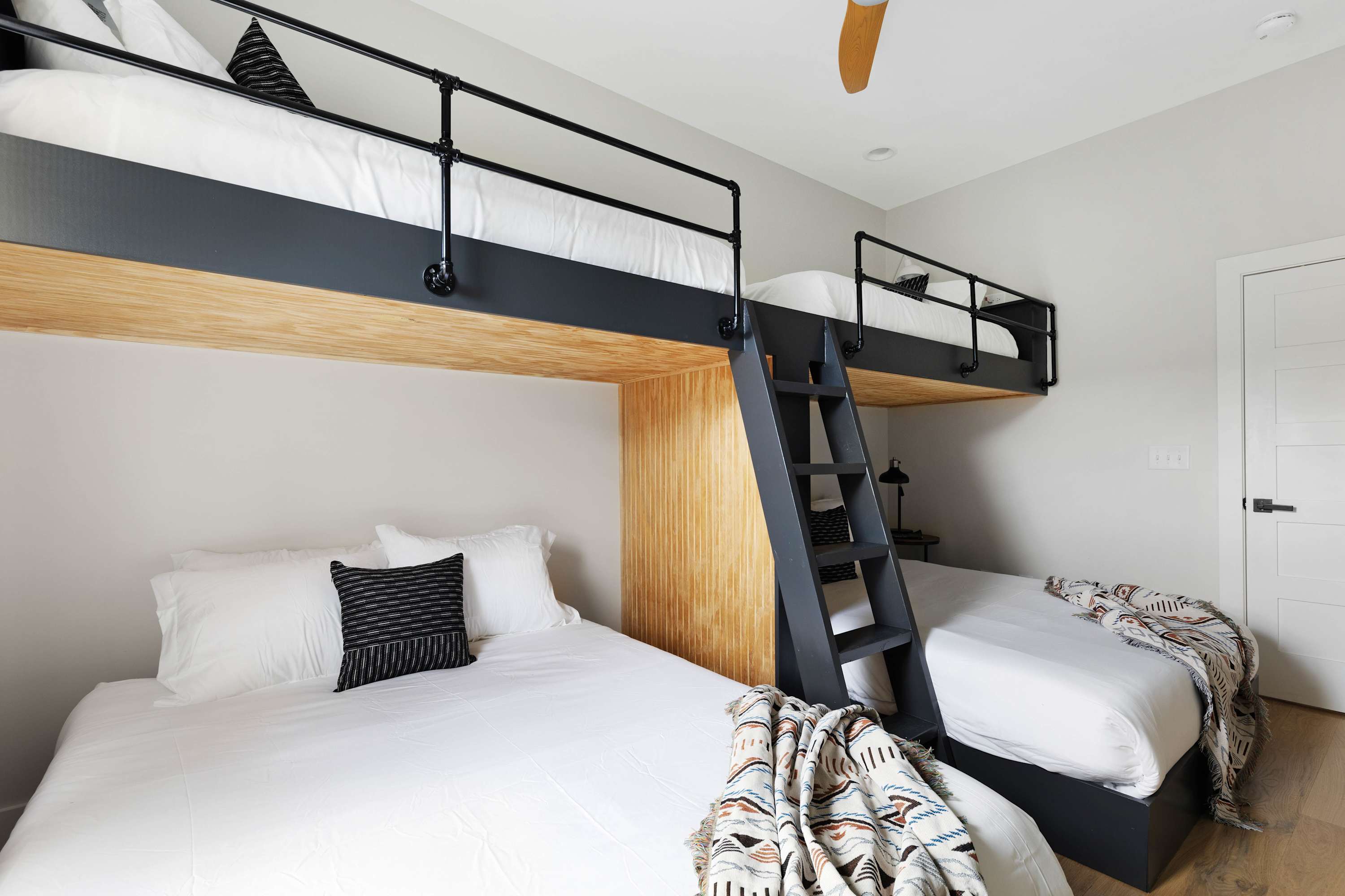 Queen Bedroom 1