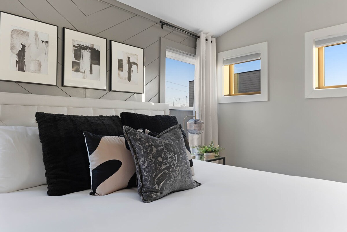 Guest Room - 3rd Floor 