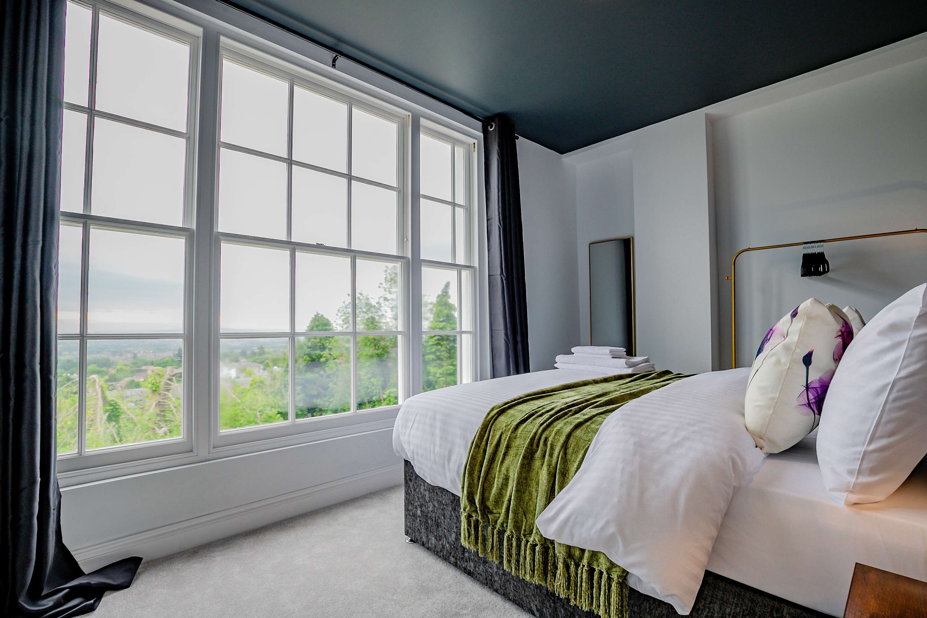 Host & Stay | Foley House Flat