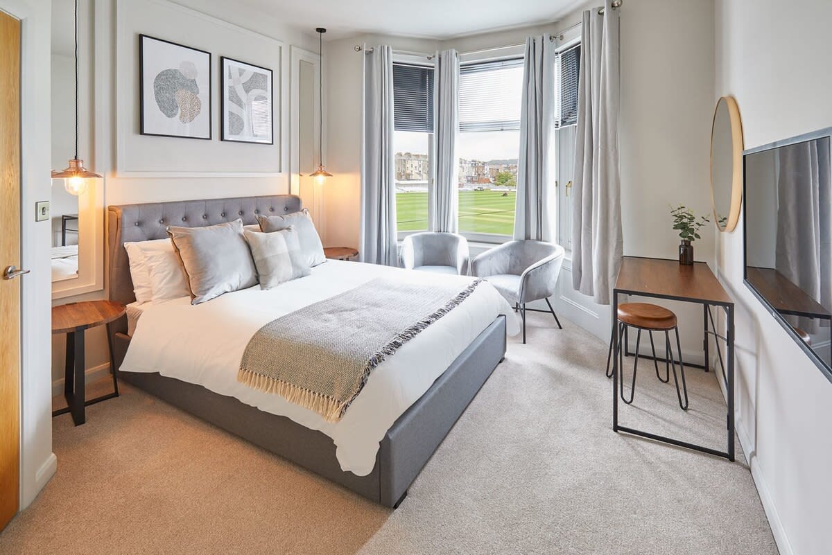 Host & Stay | Skipper's Rest @ North Marine House