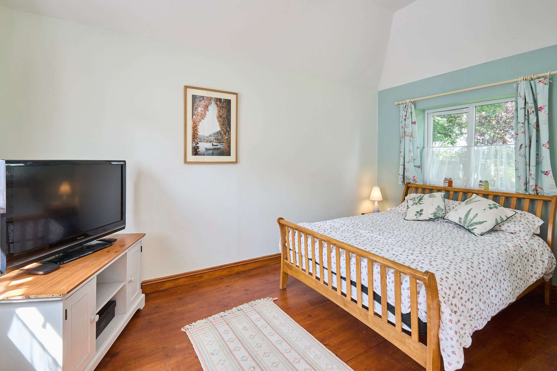 Host & Stay | The Lodge