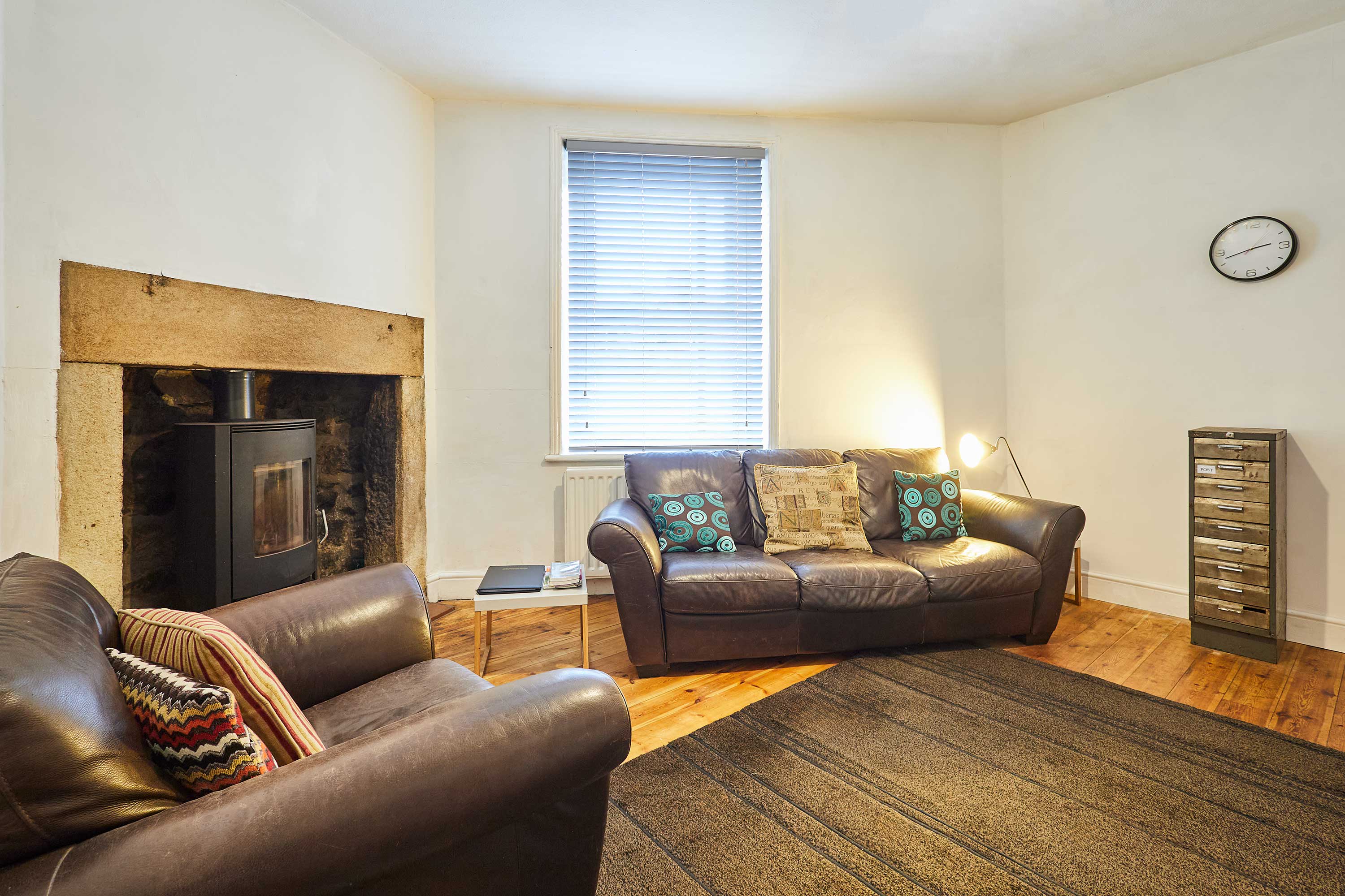 Host & Stay | The Reading Room
