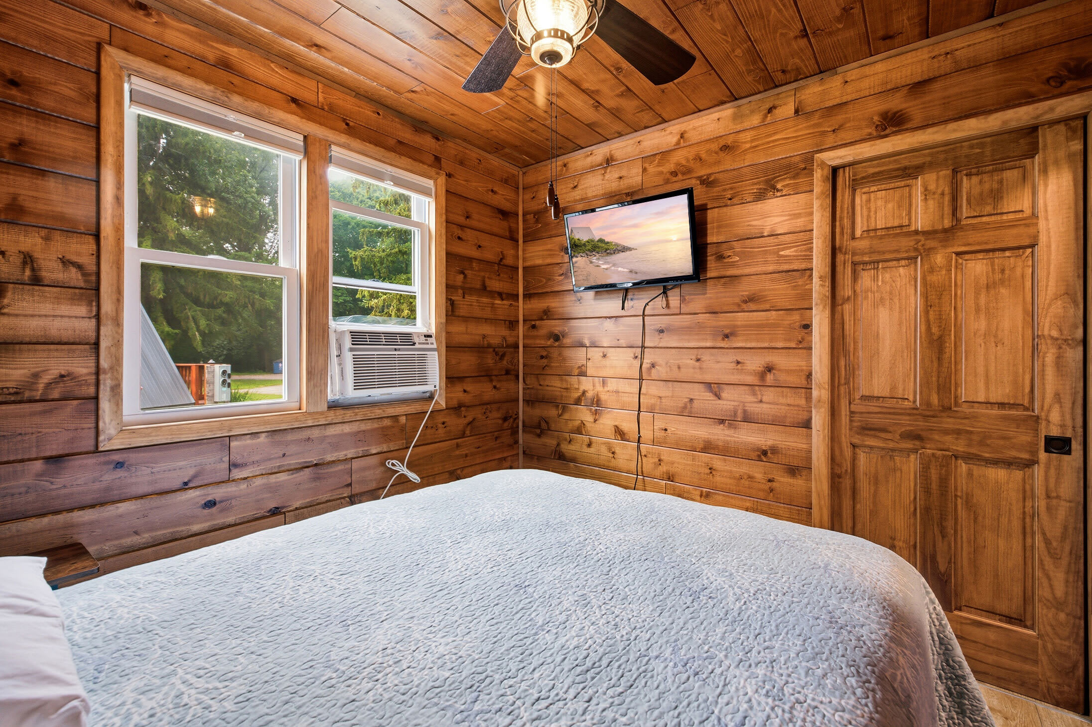 Chalet #76, photo 14 of 28