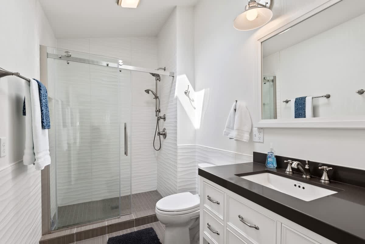 Full bathroom