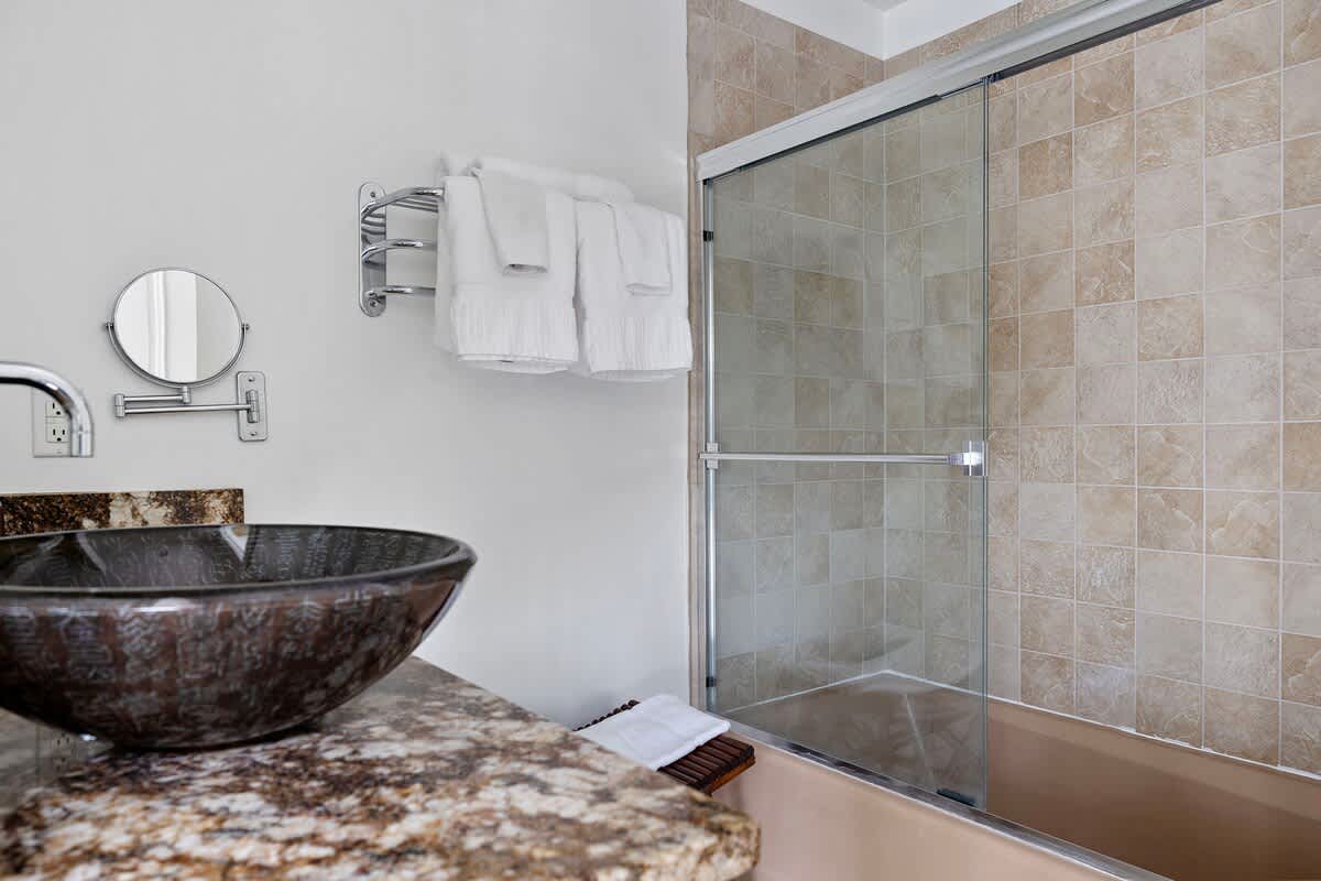 Full bathroom