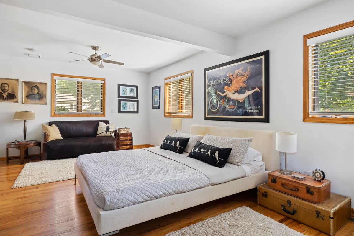 Bedroom