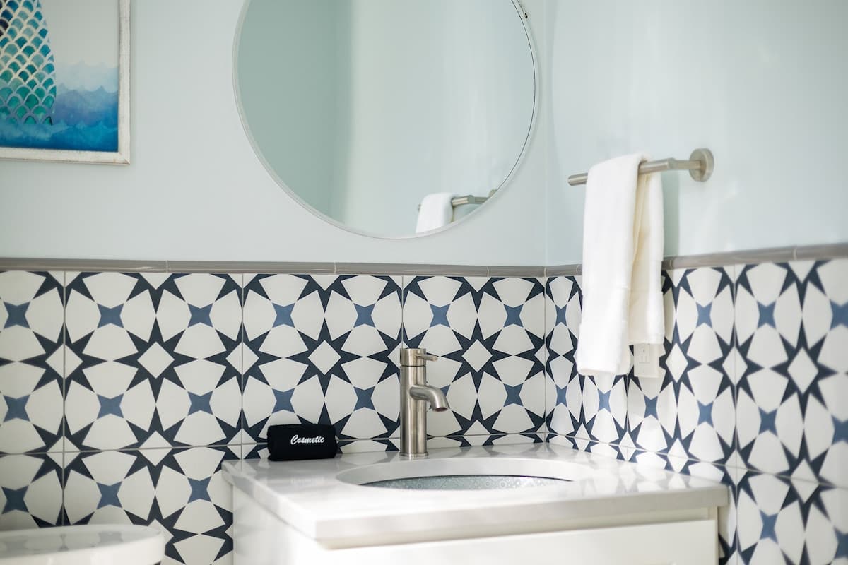 Full bathroom