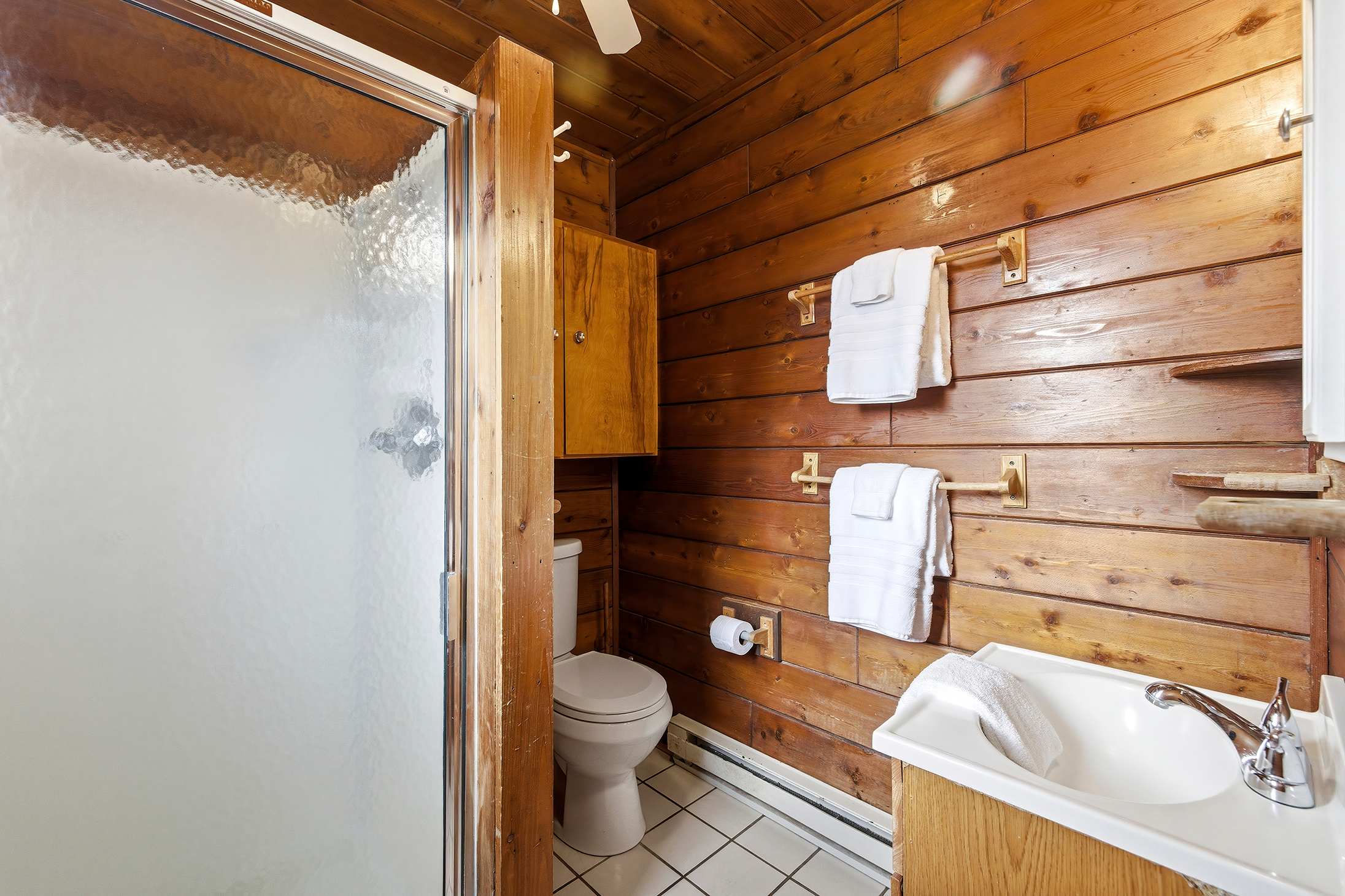 Full bathroom