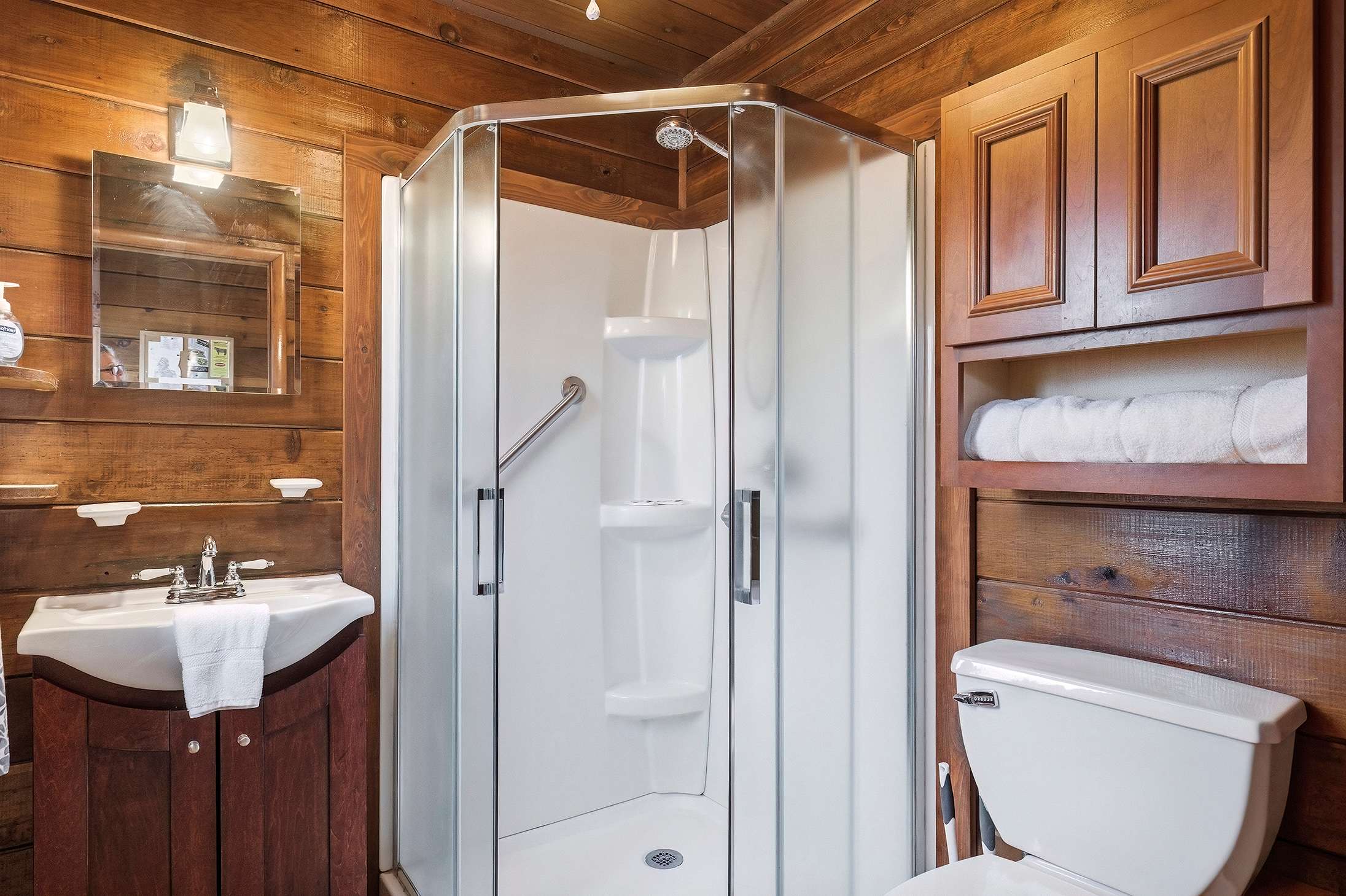 Full bathroom
