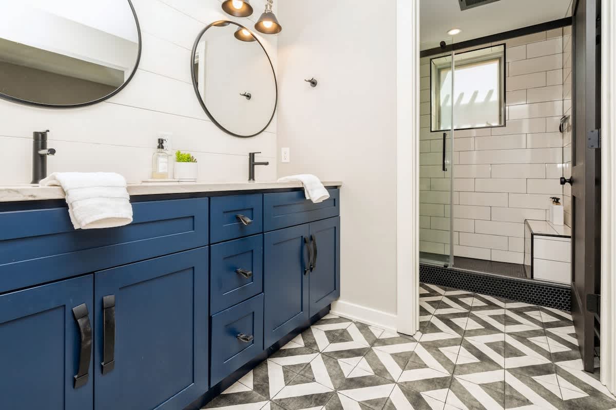 Full bathroom
