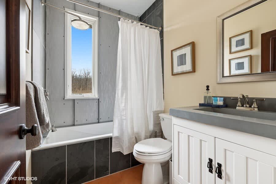Full bathroom