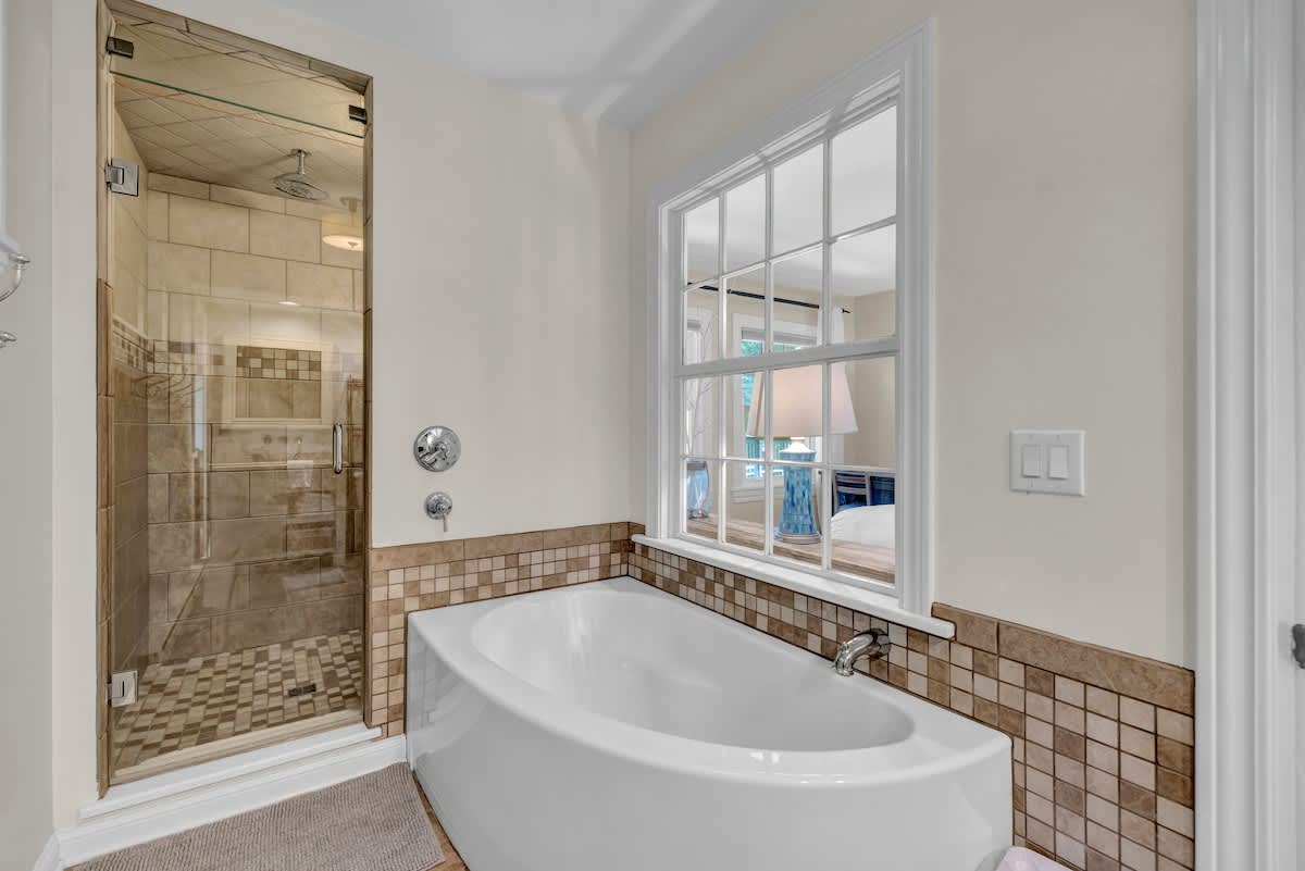 Full bathroom