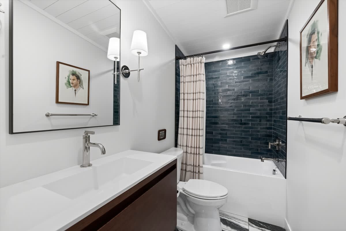 Full bathroom