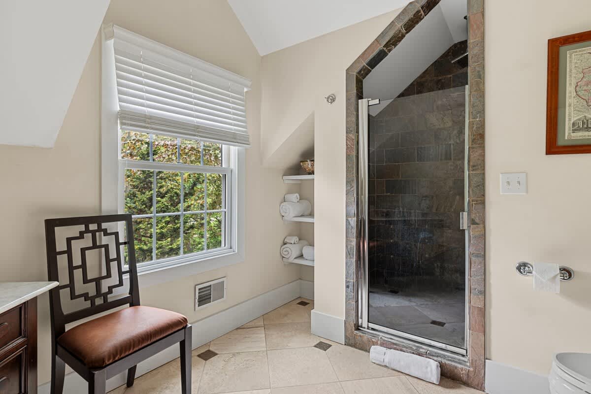 Full bathroom