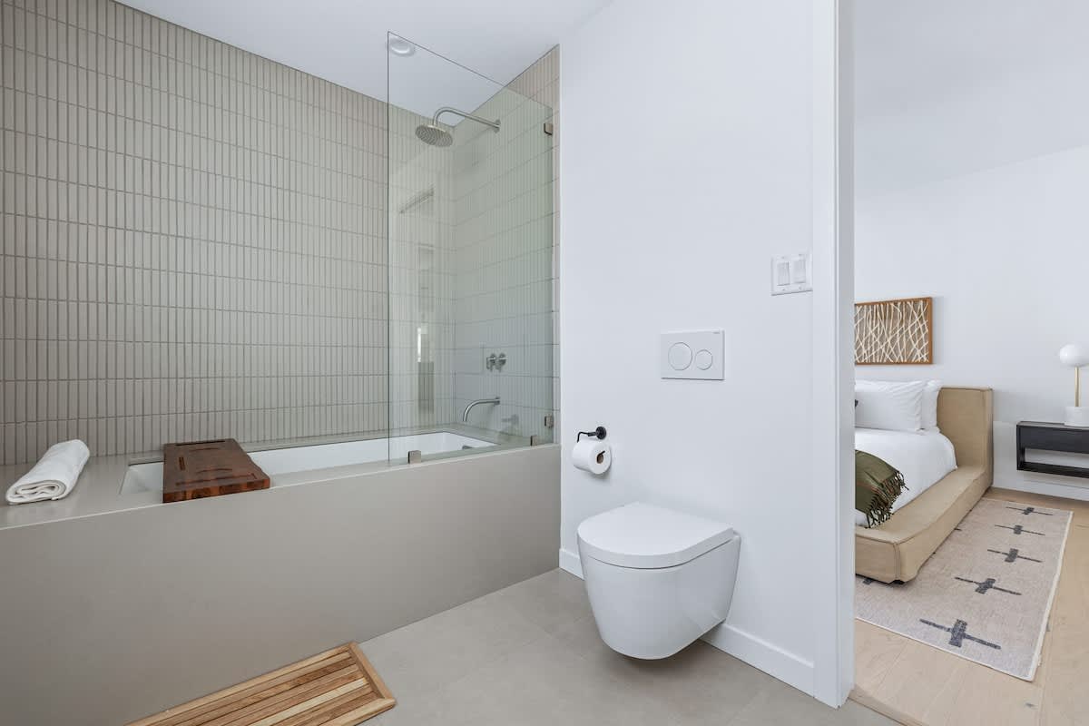 Full bathroom