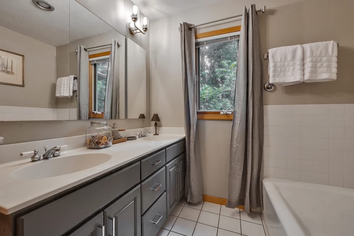 Full bathroom